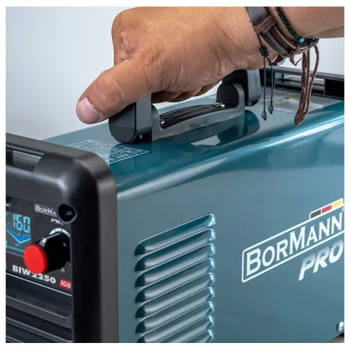 BORMANN Pro Invertorová zváračka  250A/60%, DIGITÁLNY DISPLEJ, MAX. ELEKTÓDA 5mm, VRÁTANE PRÍSLUŠENSTVA (BIW2250)