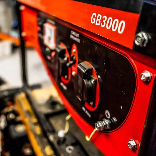 KUMATSUGEN Benzínový generátor 3,5 KVA s AVR s 6,5HP motorom (GB3000)