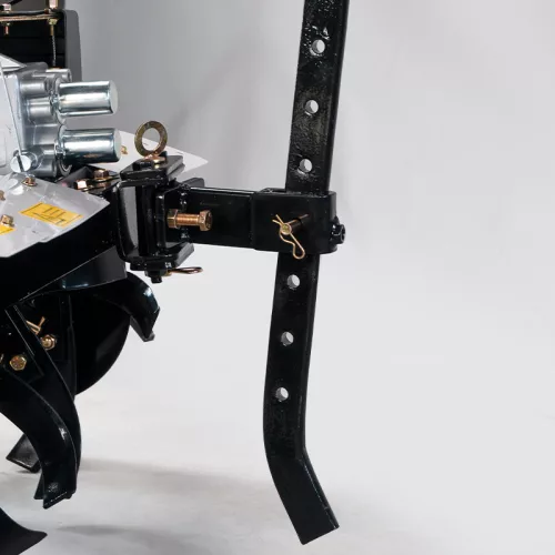 NAKAYAMA PRO BENZÍNÓVY KULTIVÁTOR 7,5HP BENZÍNÓVY MOTOR, ŠTARTÉR NA ELEKTRINU S BATÉRIOU, KRYT MOTORU S PREDNÝM SVETLÁM (MB7100)