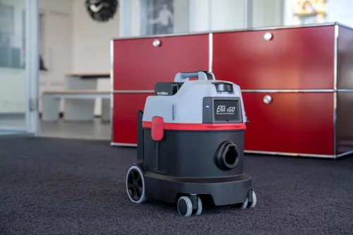 SPRiNTUS ERA iGO akumulátorový suchý vysávač, s akumulátorom 7,5 Ah a nabíjačkou, Made in Germany